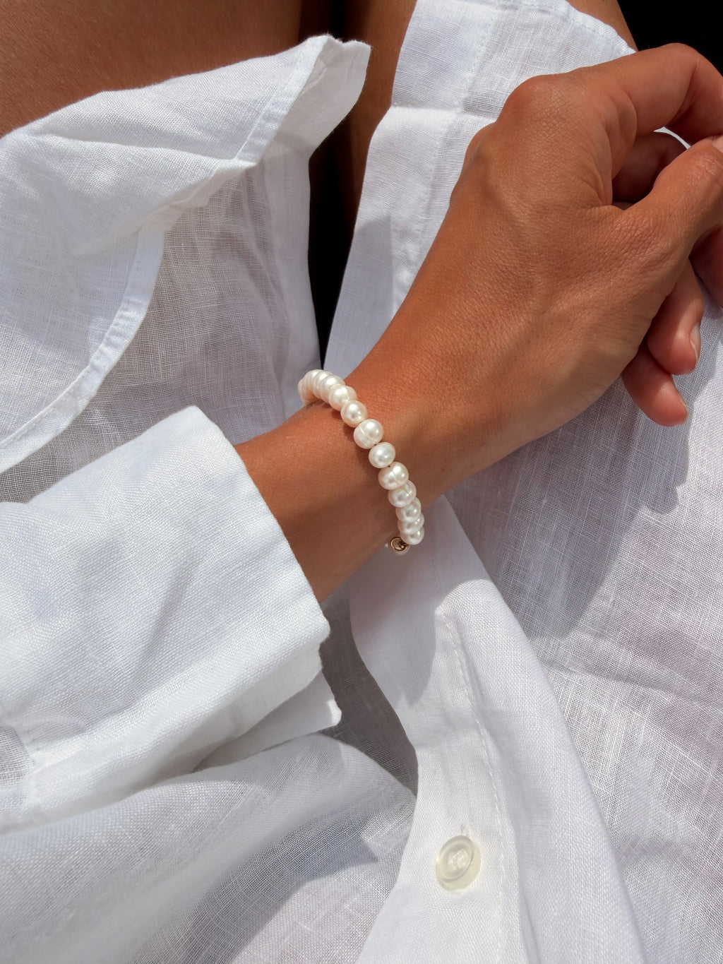 The Pearl Bracelet