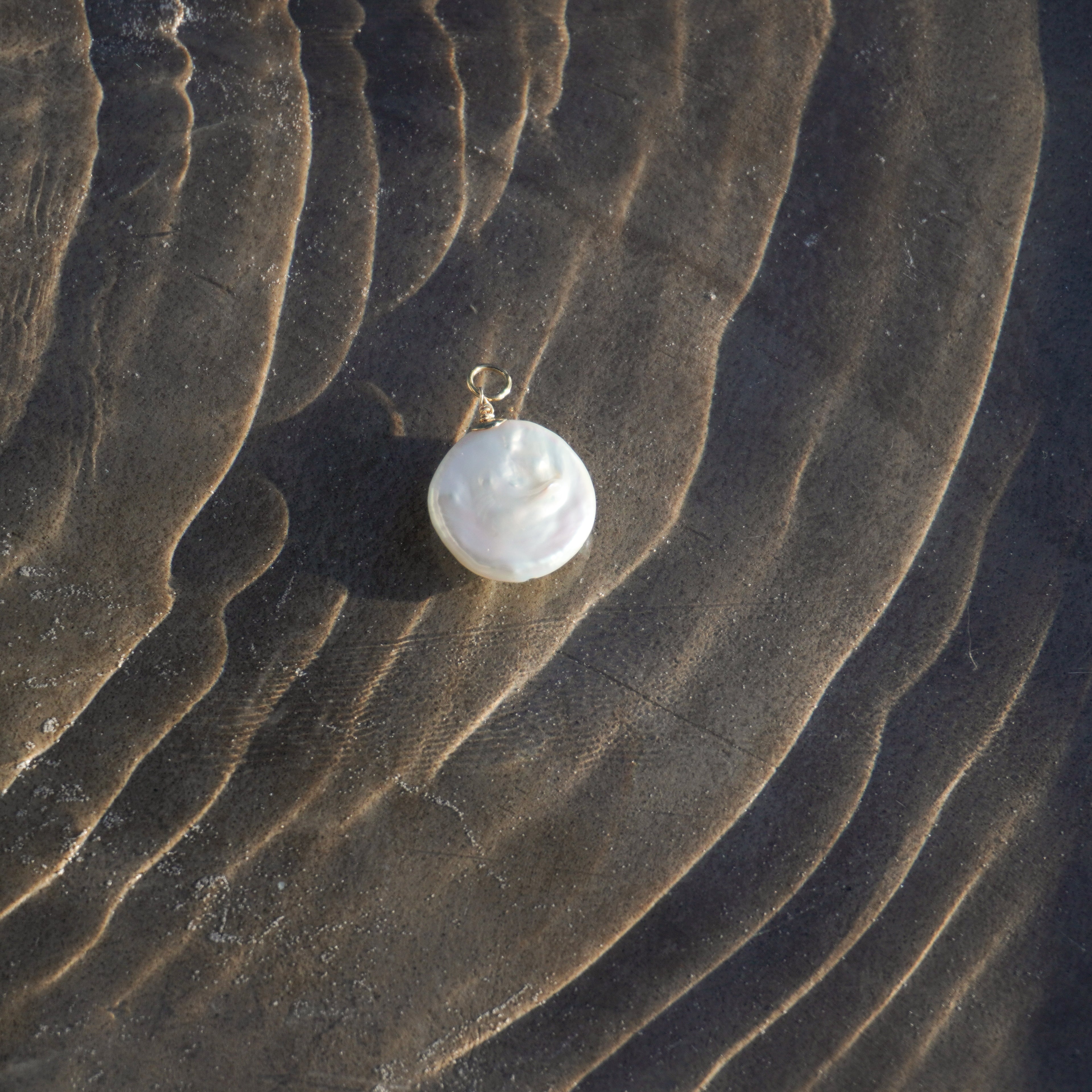 The Coin Pearl Pendant