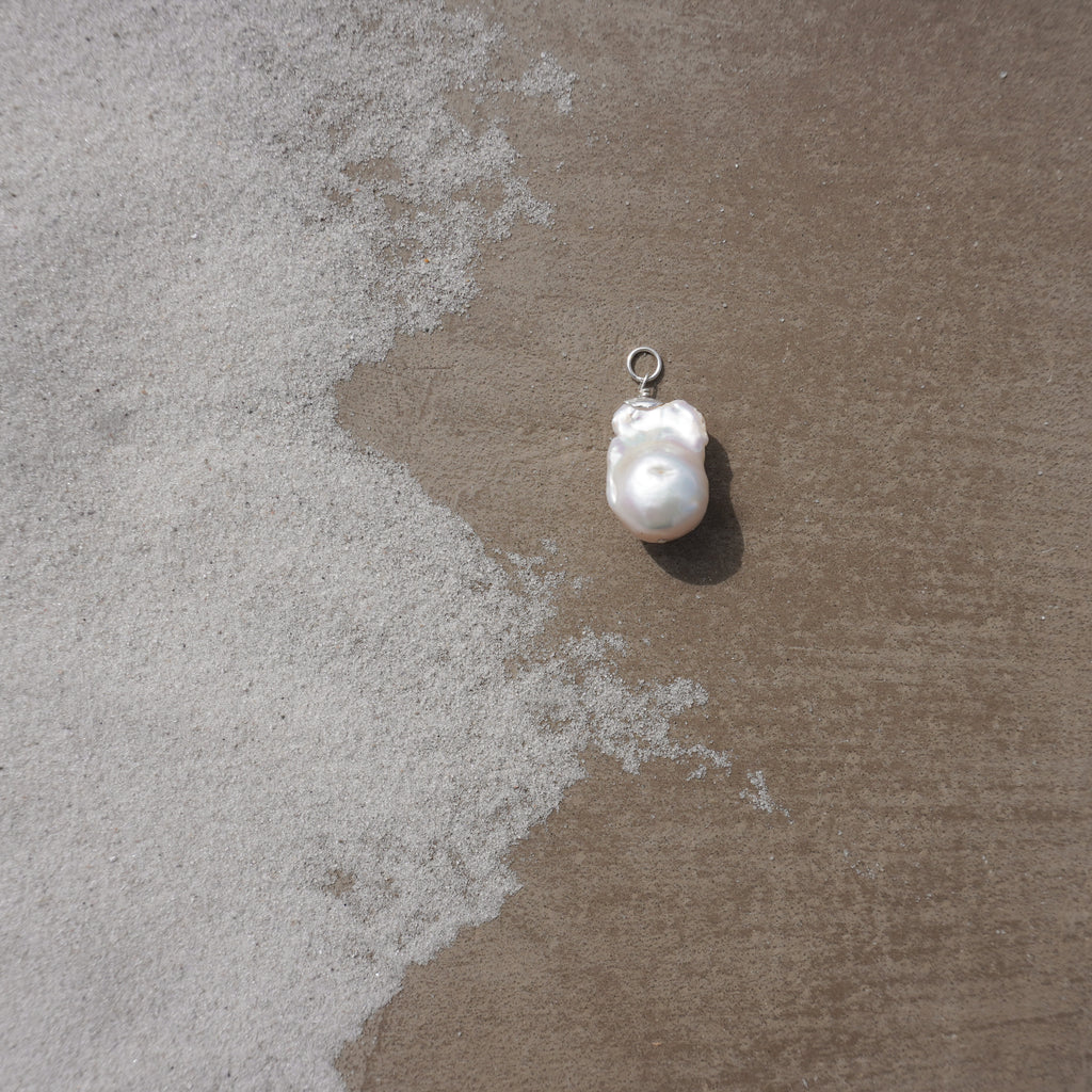 The Baroque Pearl Pendant